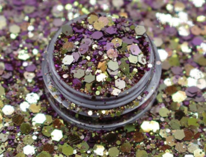 Chunky Glitter 2.5mm - LBB Resin - 2.5mm, chunky, colour, colour shift, embell, glitter, shift, shine, shiny, Wholesale