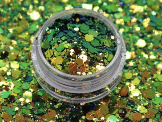 Chunky Glitter 2.5mm - LBB Resin - 2.5mm, chunky, colour, colour shift, embell, glitter, shift, shine, shiny, Wholesale